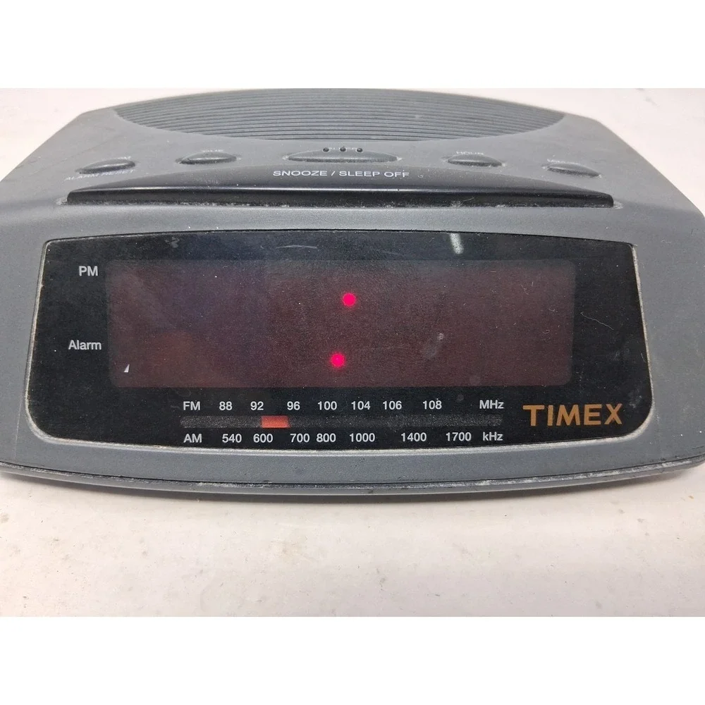 Vintage Timex T229B AM/FM Alarm Clock Radio Tested Works. N